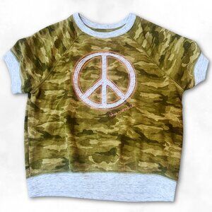 ✌️ Abercrombie Kids Camo Peace Sign Short Sleeve Sweatshirt Tee - Kids 15/16